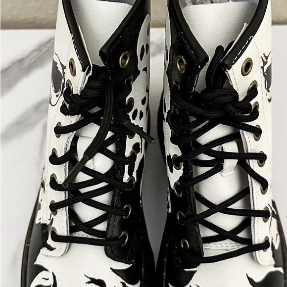 Hand Painted Skull Themed Dr. Martens Zavala Boots, W7/M6, NEW - Picture 4 of 7